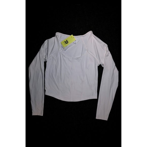 All in Motion Cream Crop Top Long Sleeve Athletic Shirt - Women's XS..(NEW) - Picture 1 of 5